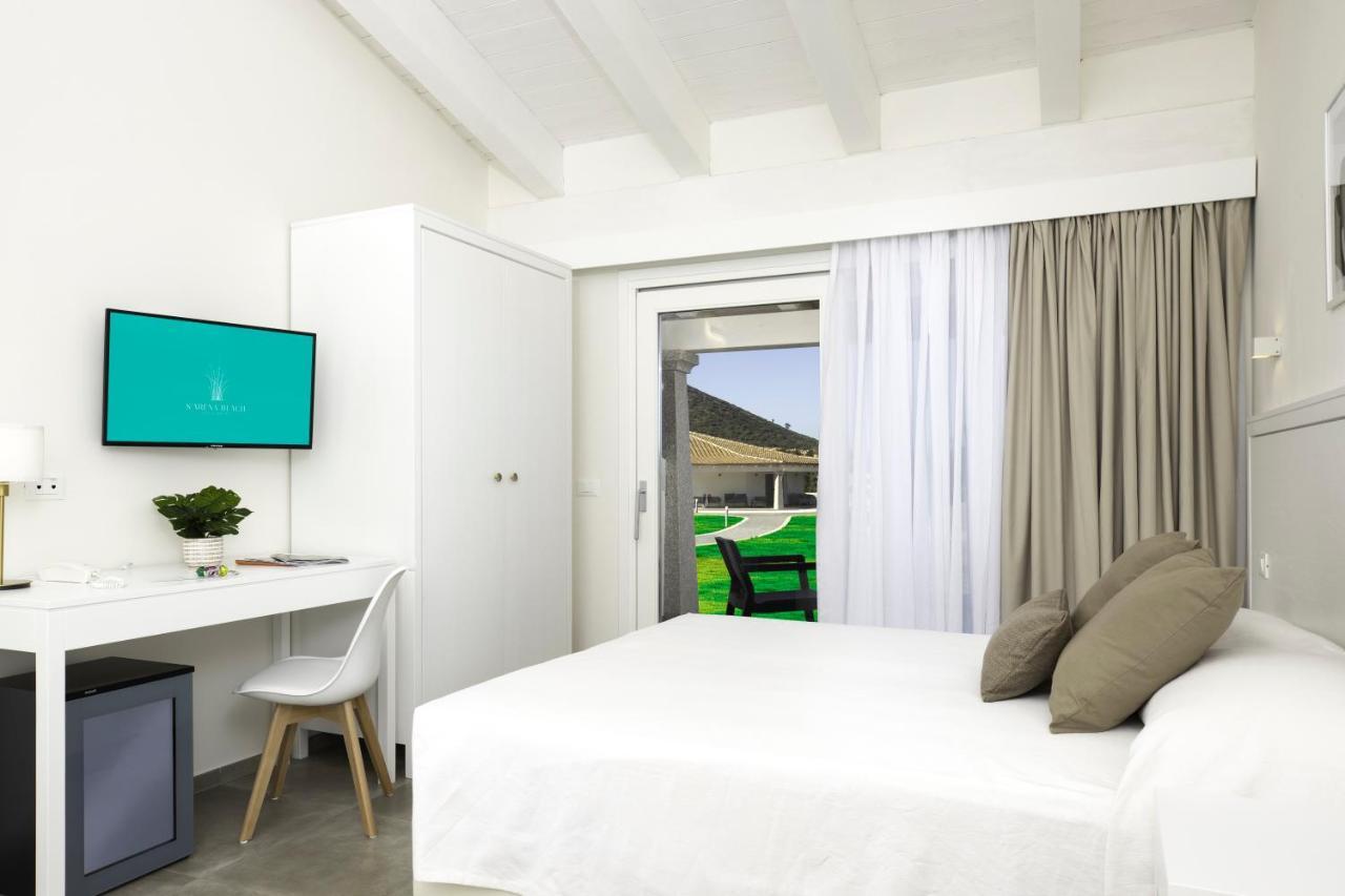 Hotel S'Arena Beach La Caletta Eksteriør billede