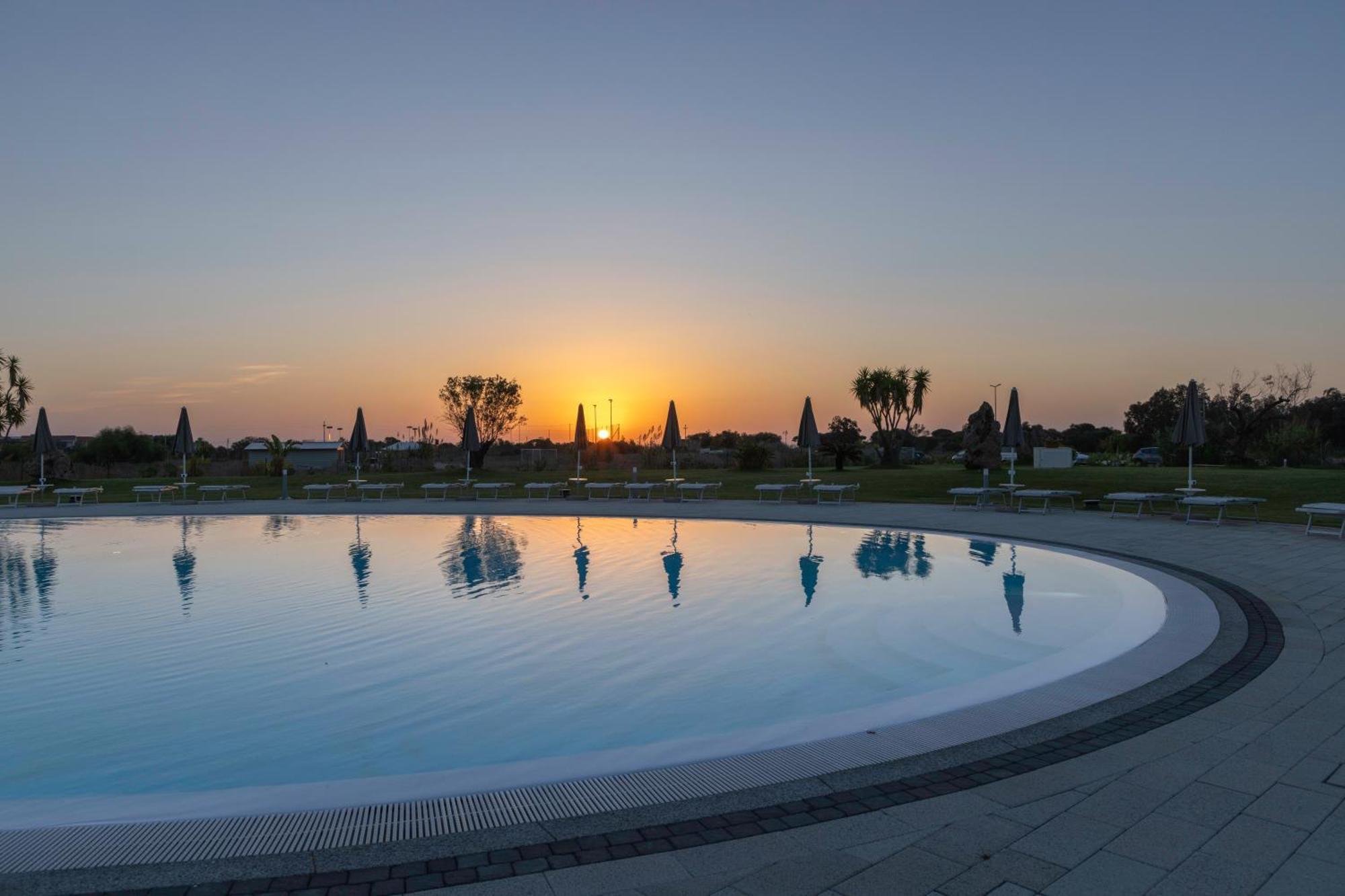 Hotel S'Arena Beach La Caletta Eksteriør billede